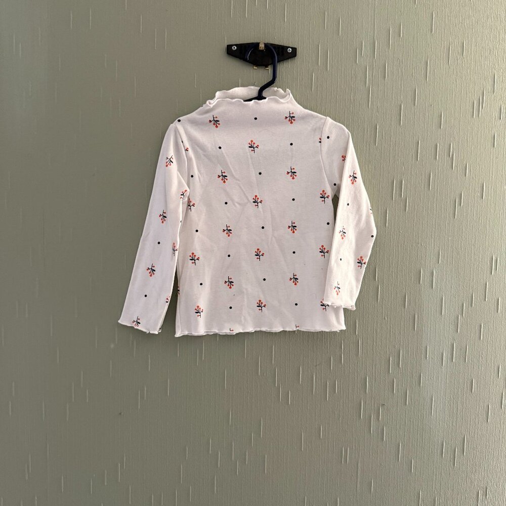 Girl's Long Sleeve floral turtleneck.  Size 3-4Y.